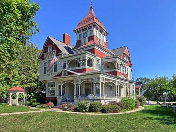 Bellaire Grand Victorian B&B Inn מראה חיצוני תמונה