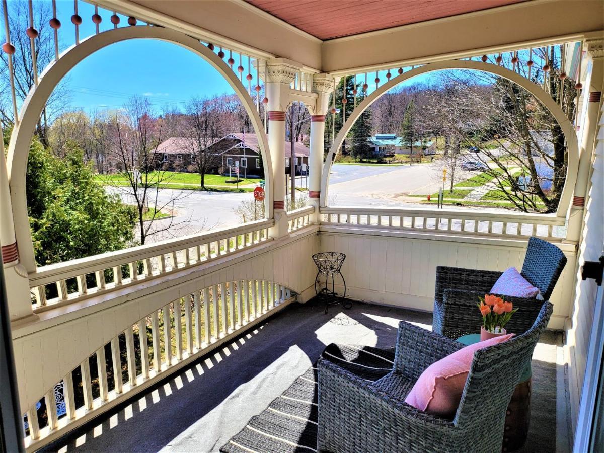 Bellaire Grand Victorian B&B Inn מראה חיצוני תמונה